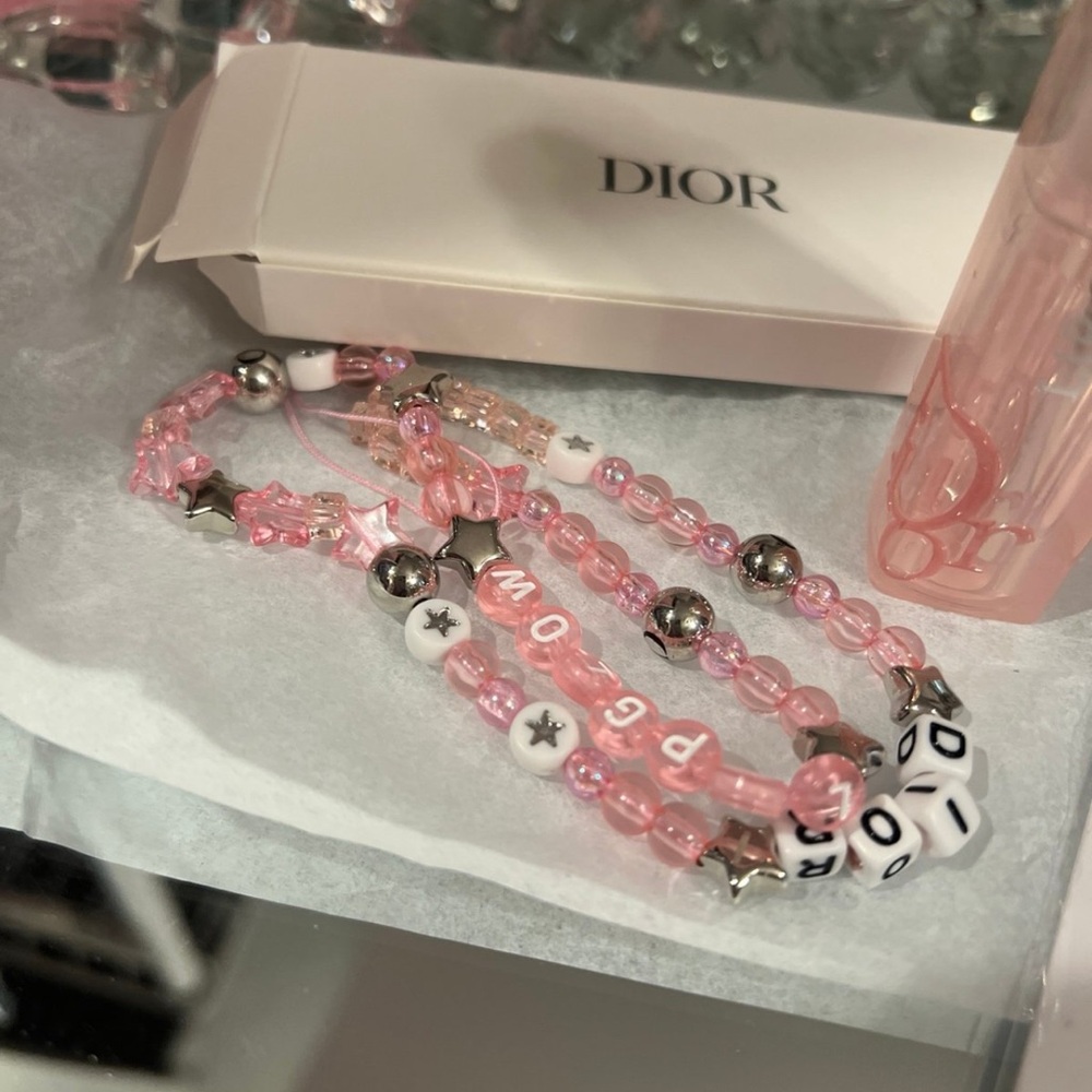 Dior Pink Color Reviving Balm in 001 Pink with Phone Bracelet & Stickers - Picture 2 of 5